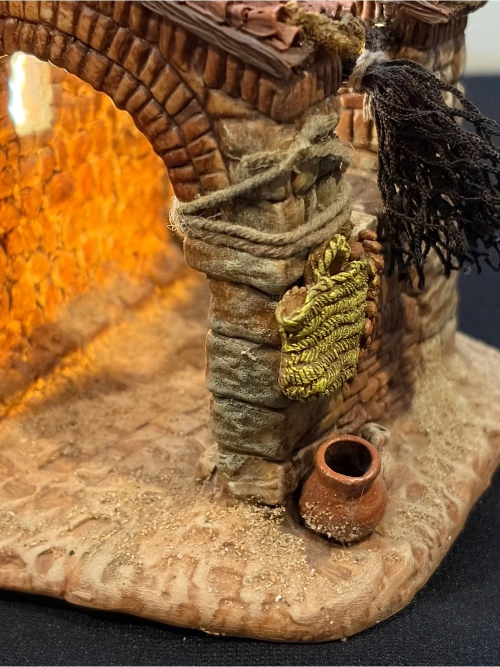 Department 56 Gatekeeper’s Dwelling - Little Town of Bethlehem #59797 - Box